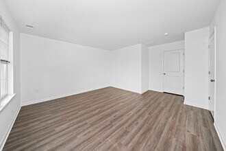 851 Mapleton Ave in Middletown, DE - Building Photo - Building Photo
