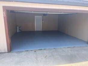 12400 Brookglade Cir in Houston, TX - Building Photo - Building Photo