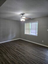 4340 Lansford Dr in Memphis, TN - Building Photo - Building Photo