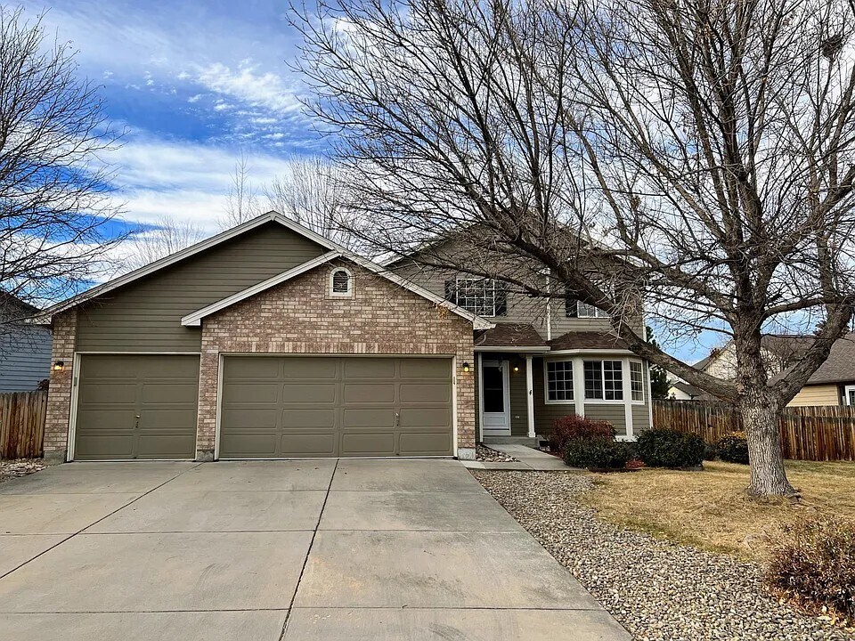 1430 Morningside Dr in Longmont, CO - Building Photo