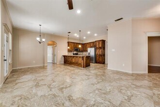 3318 Crystal Clear Ct in Granbury, TX - Foto de edificio - Building Photo