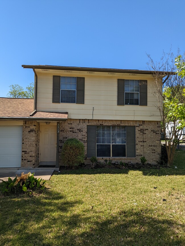 3313 Turnabout Loop in Schertz, TX - Building Photo - Building Photo