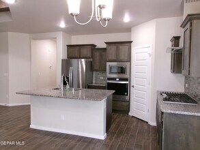 748 C. Escondida in Sunland Park, NM - Building Photo - Building Photo