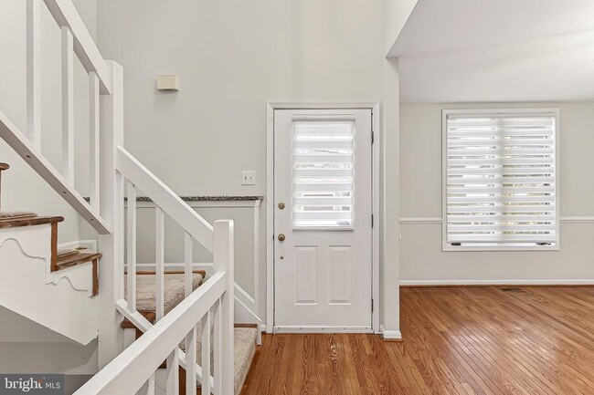 4021 Lake Glen Rd in Fairfax, VA - Building Photo - Building Photo