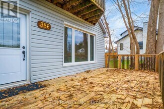 986 Robinson St in Innisfil, ON - Building Photo - Building Photo