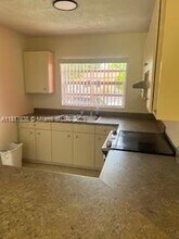 2881 NW 204th St in Miami Gardens, FL - Building Photo - Building Photo