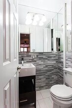 380-382 E 10th St in New York, NY - Building Photo - Building Photo