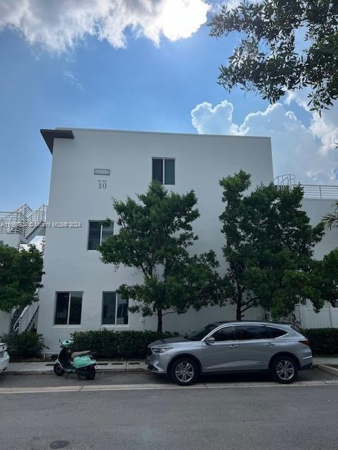 10229 NW 64th Terrace in Doral, FL - Building Photo - Building Photo