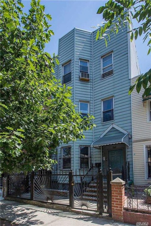 248 Palmetto St in Brooklyn, NY - Building Photo