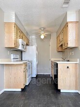 8226 Town N Country Dr in Memphis, TN - Building Photo - Building Photo