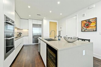 501 West Ave in Austin, TX - Building Photo - Building Photo