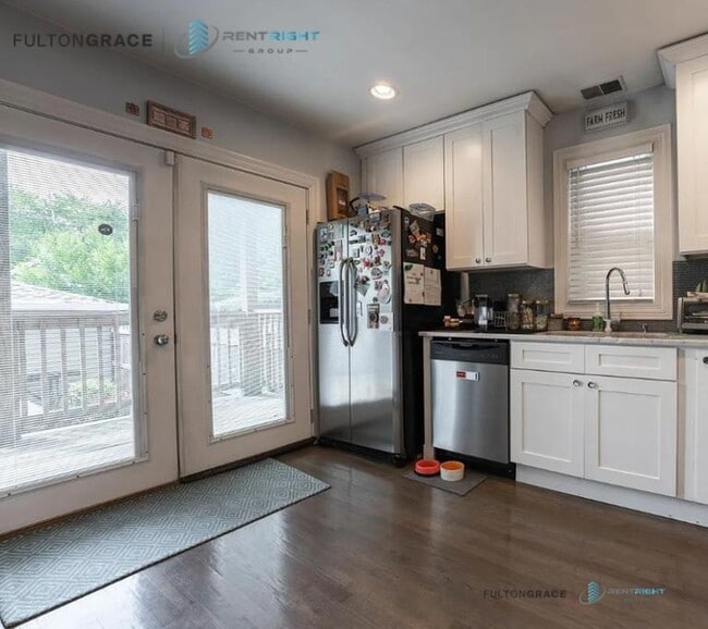 property at 2651 W Armitage Ave