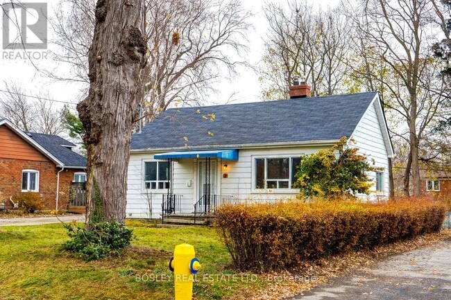 property at 9 Thirty Eighth St