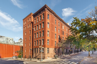 55 Poplar St in Brooklyn, NY - Building Photo - Building Photo