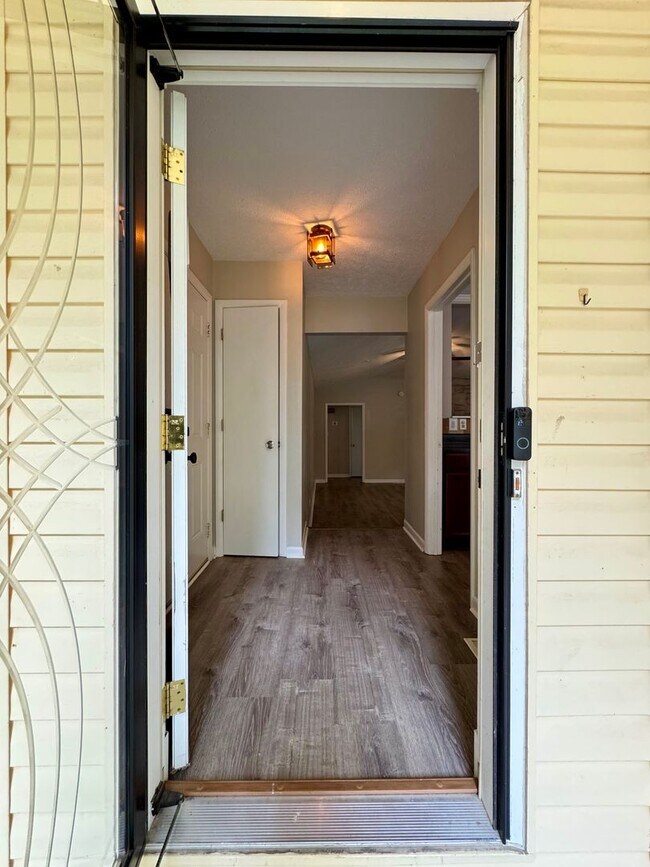 7076 Pantego Dr in Fayetteville, NC - Building Photo - Building Photo
