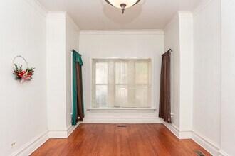 1016 S Oakley Blvd in Chicago, IL - Building Photo - Building Photo