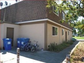 1715 Ross Cir in San Jose, CA - Building Photo - Building Photo