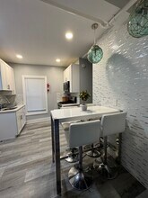 302 Copeland St in Quincy, MA - Building Photo - Building Photo