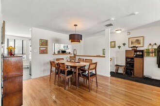 126 Merrimac St in Newburyport, MA - Building Photo - Building Photo