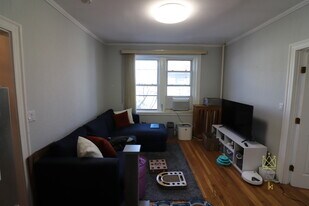 31 Orkney Rd, Unit 33 in Boston, MA - Building Photo