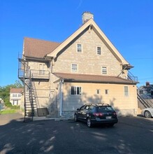 1211 Bethlehem Pike in Flourtown, PA - Building Photo - Building Photo