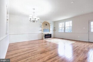 17 Karendale Ct in Baltimore, MD - Building Photo