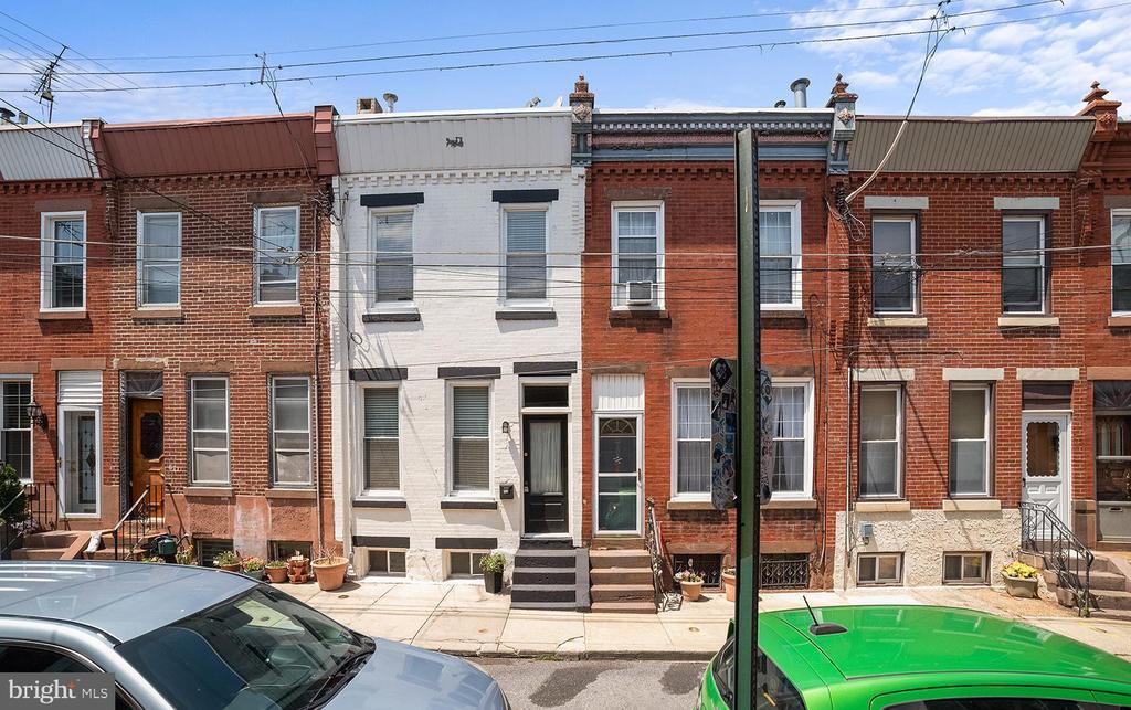 819 Mercer St in Philadelphia, PA - Building Photo