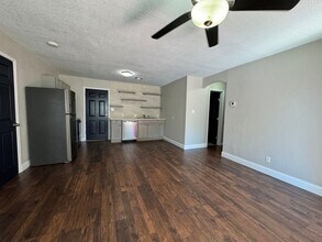 1715 NW Lindy Ave in Lawton, OK - Building Photo - Building Photo