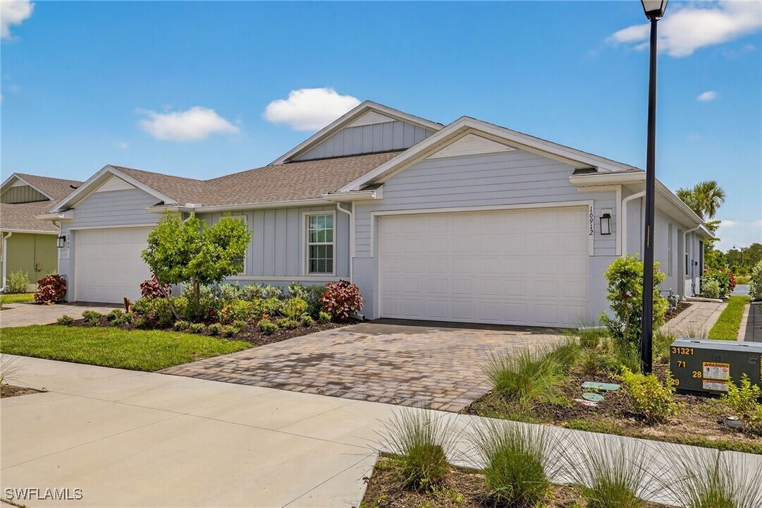 16912 Caracara Pl in Punta Gorda, FL - Building Photo