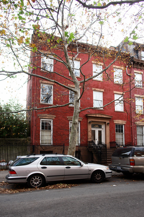 19 Unit Apartment in Brooklyn, NY - Building Photo