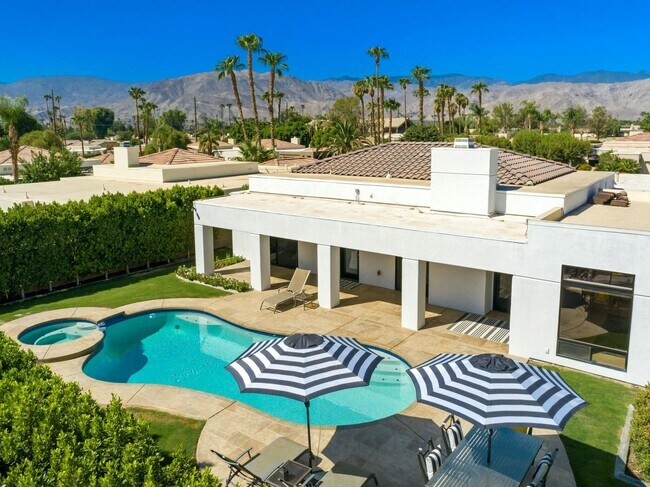 40780 Centennial Cir in Palm Desert, CA - Building Photo - Building Photo