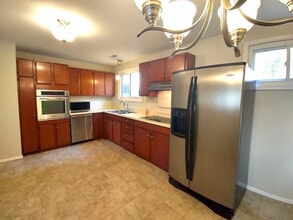 7411 Griffin Ave in Richmond, VA - Foto de edificio - Building Photo