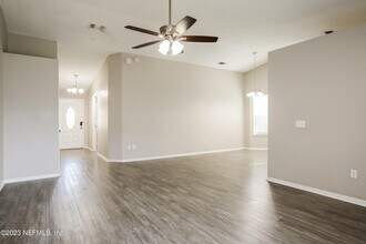7684 Collins Ridge Blvd in Jacksonville, FL - Building Photo - Building Photo