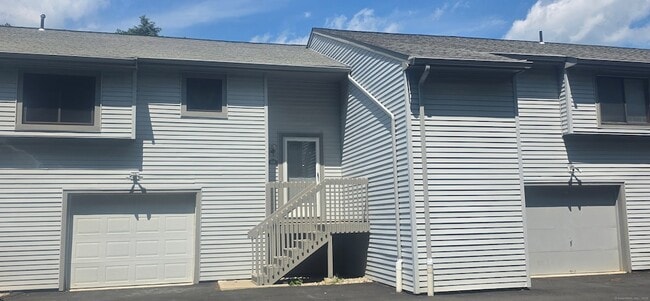 property at 33 Baxter Rd