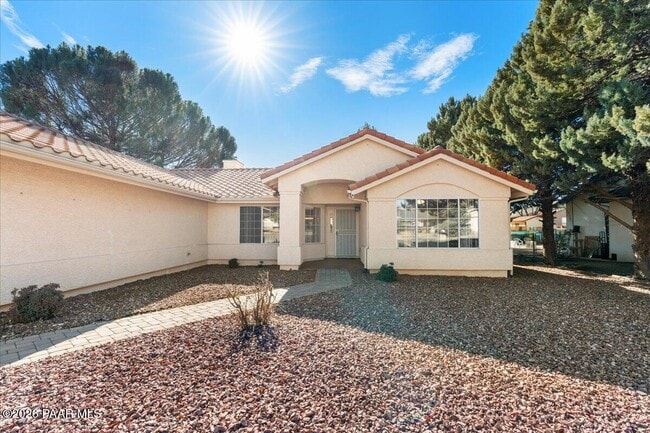 11055 Lariat Ln in Dewey, AZ - Building Photo - Building Photo