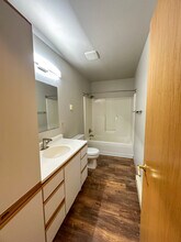 2029 Green Valley Dr, Unit 2029 Green Valley in Janesville, WI - Foto de edificio - Building Photo