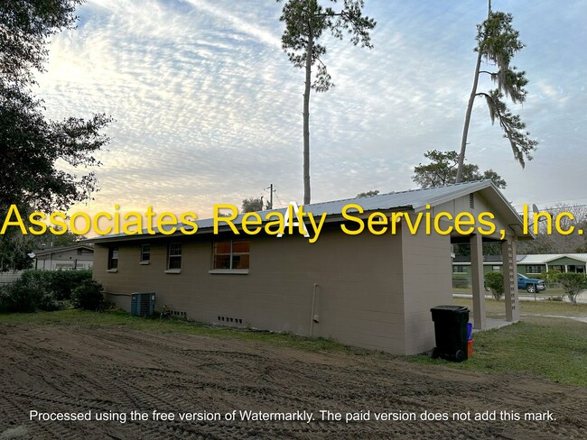 property at 3741 SE 18th Ave
