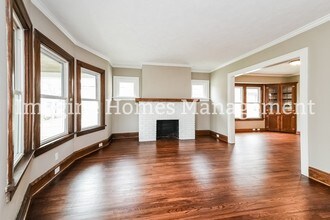 14949 Delaware Ave in Lakewood, OH - Building Photo - Building Photo