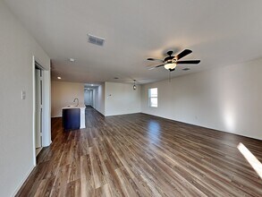 1108 Skyline Dr in Hutchins, TX - Building Photo - Building Photo