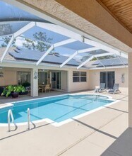 590 6th St NE in Naples, FL - Building Photo - Building Photo