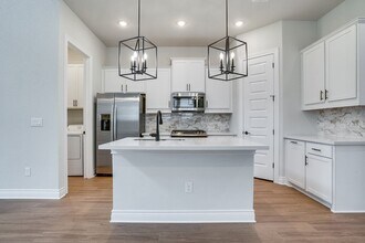 4817 Seadrift Dr in Austin, TX - Building Photo - Building Photo