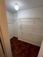 17901 NW 68th Ave in Hialeah, FL - Building Photo - Building Photo