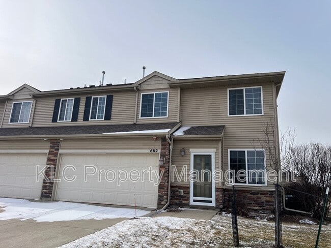 662 86th St in West Des Moines, IA - Building Photo - Building Photo