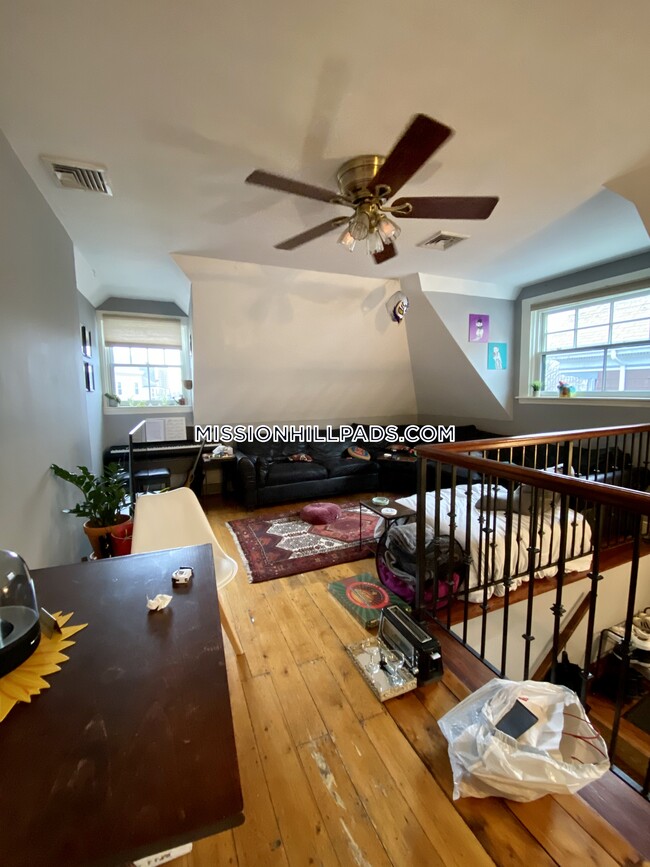 126 Calumet St in Boston, MA - Building Photo - Building Photo