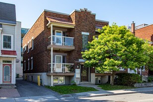 160 St Patrick St in Ottawa, ON - Building Photo