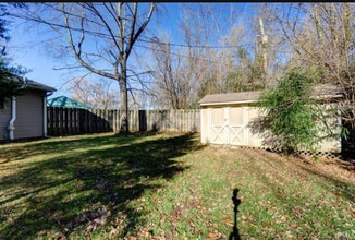 4532 E Stephens Dr in Bloomington, IN - Building Photo - Building Photo