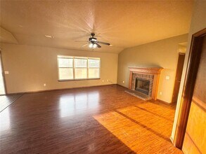 209 Bradgate Dr in Yukon, OK - Building Photo - Building Photo