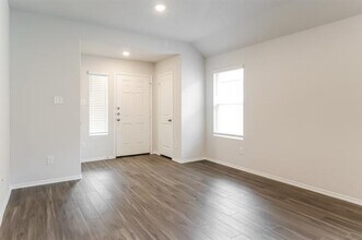 125 Arango Wy in Everman, TX - Building Photo - Building Photo