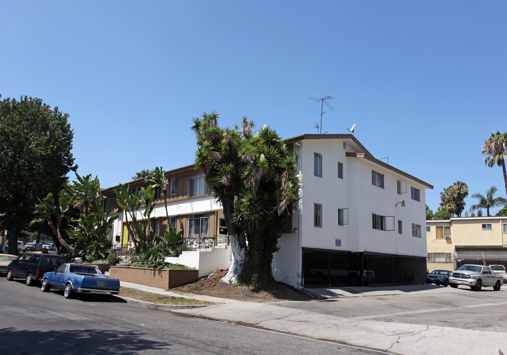 3867-3885 Potomac Ave in Los Angeles, CA - Building Photo