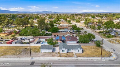 1807 W Ave K8 in Lancaster, CA - Building Photo - Building Photo